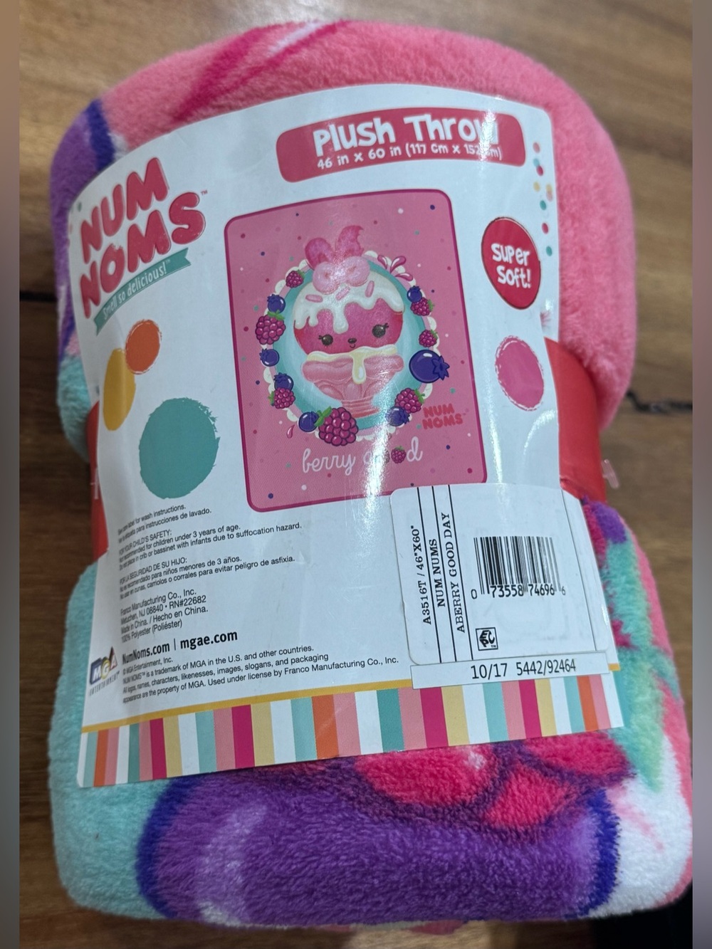 NUM NOMS PLUSH THROW BLANKET NEW NWT RARE HTF COZY FUN AT HOME OR ON THE GO